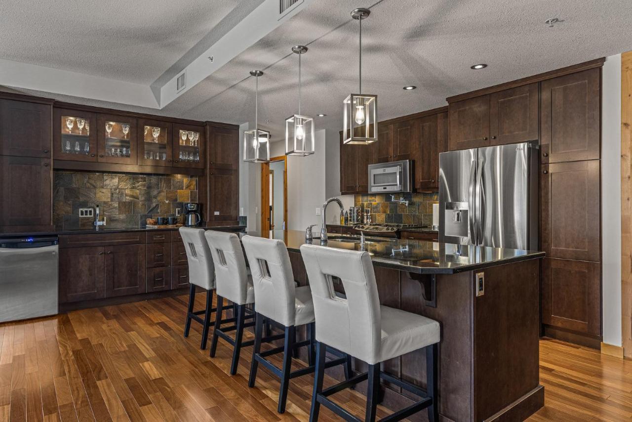 3 Bedroom Condo By Canadian Rockies Vacation Rentals Canmore Buitenkant foto