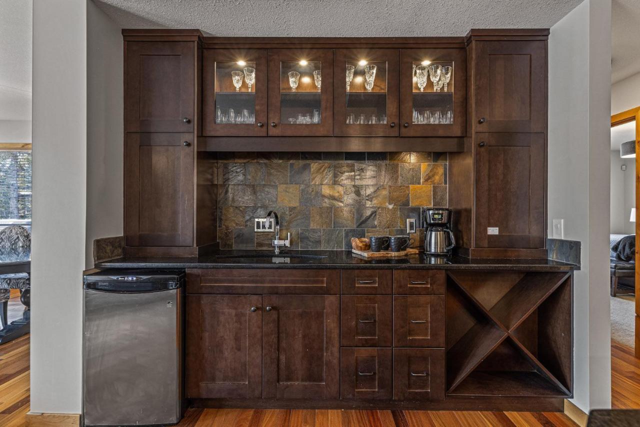 3 Bedroom Condo By Canadian Rockies Vacation Rentals Canmore Buitenkant foto